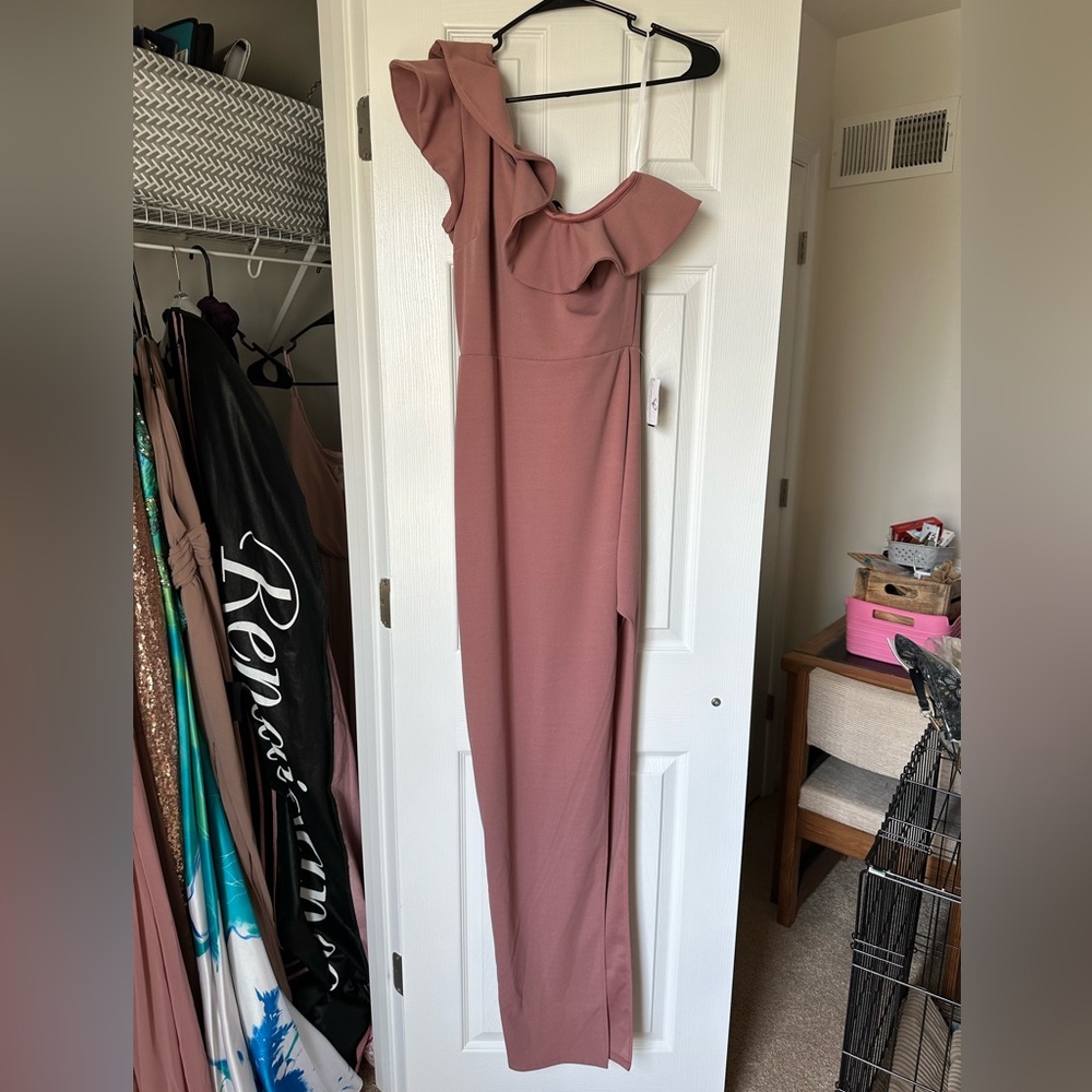 Windsor one shoulder long dress